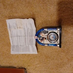 BNNT Display ELVIS mini jukebox clock